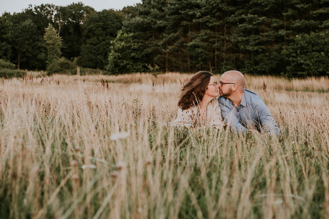 Fotograf Zoey Elinor bliver anbefalet til kærlighedsfotografering af par