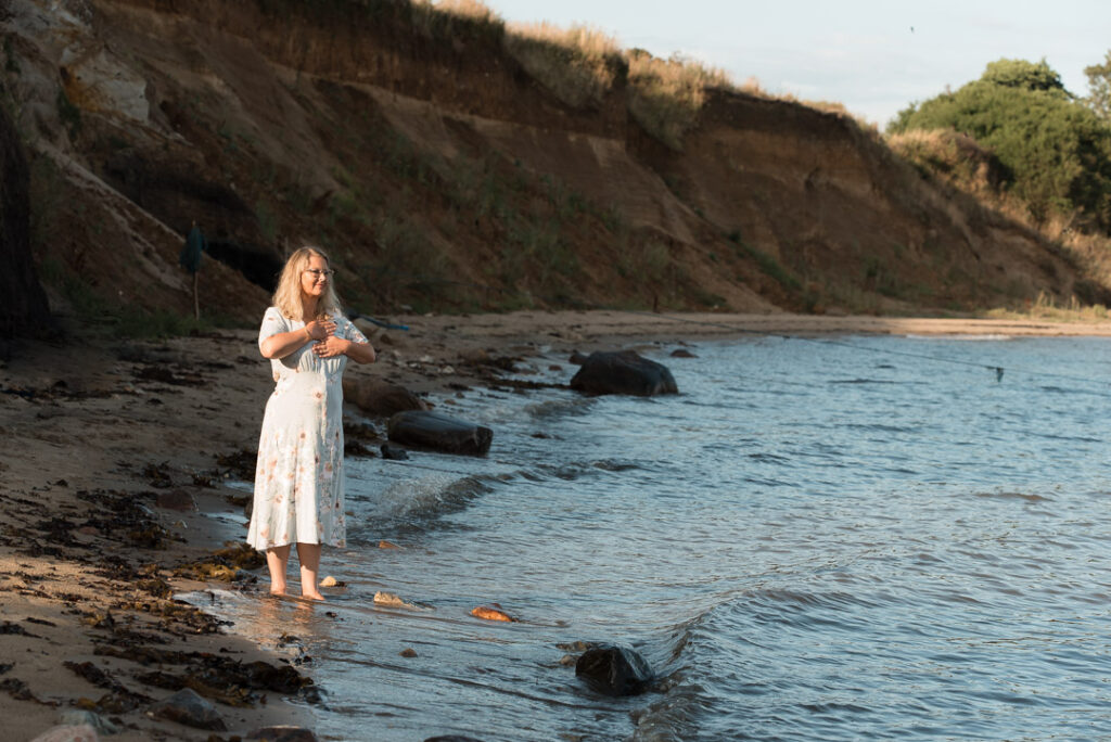 Kvindelig healer har fået taget branding billeder til hjemmeside